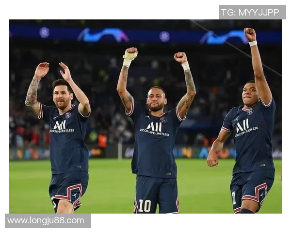 亚特兰大对阵巴黎圣日耳曼精彩直播全程回顾与赛后分析