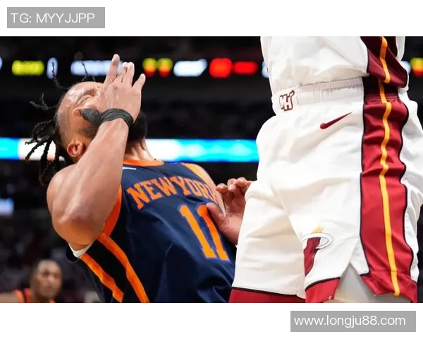 2014年尼克斯与热火的激烈对决回顾与分析