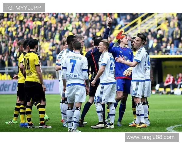 墨尔本胜利迎战惠灵顿凤凰决战澳超赛场谁能笑到最后