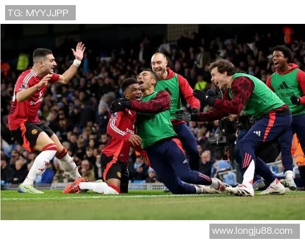 巴萨与曼联的巅峰对决究竟谁能笑到最后分析比赛胜负关键因素