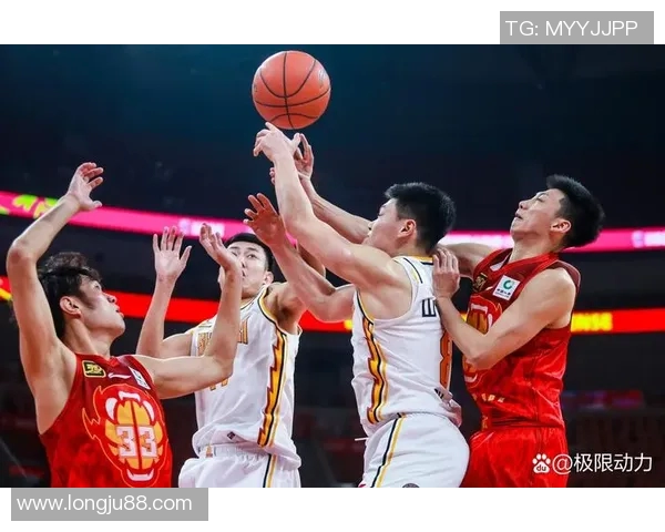 季后赛激战新疆对阵四川双方全力以赴争夺晋级名额的精彩对决