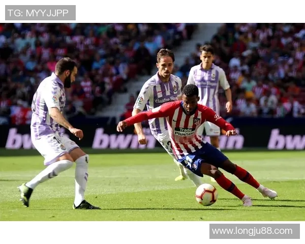 拉齐奥与基迪纳摩2018年精彩对决回顾与分析 拉齐奥与基迪纳摩2018年精彩对决回顾与分析