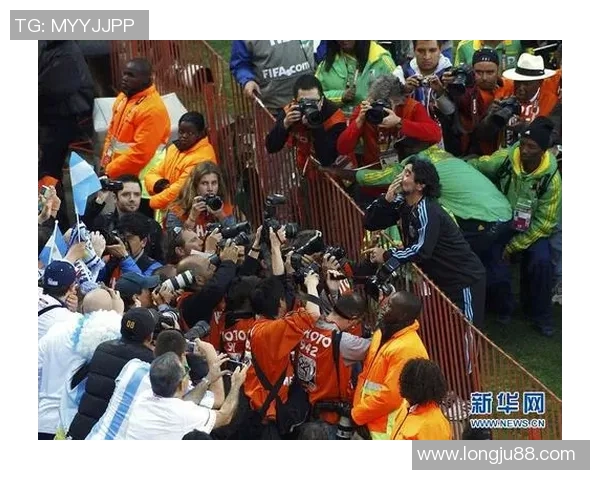 日尼利亚与南非足球对决激战正酣谁能笑到最后