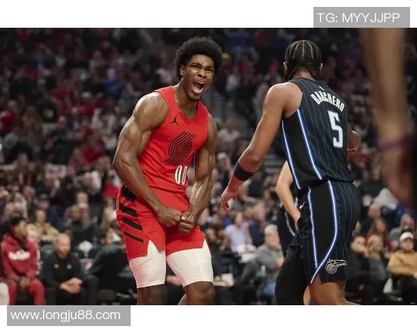 斯库特亨德森的崛起之路:从天才少年到NBA新星的奋斗故事 斯库特亨德森的崛起之路:从天才少年到NBA新星的奋斗故事