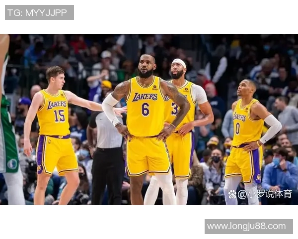 湖人对决热火激战正酣球迷期待精彩瞬间与胜负悬念