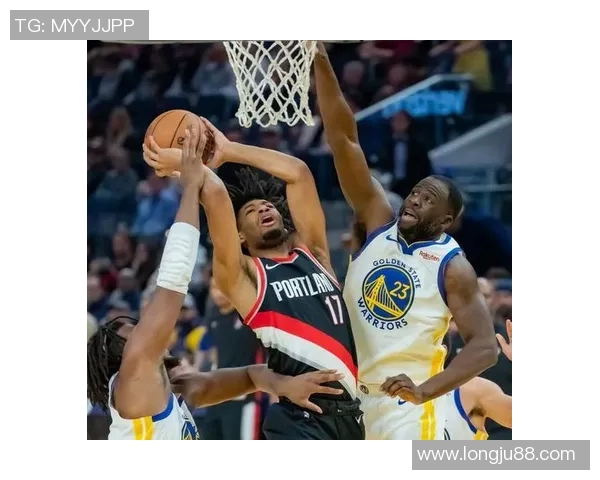 3月30日勇士对决强敌精彩赛事回顾与分析