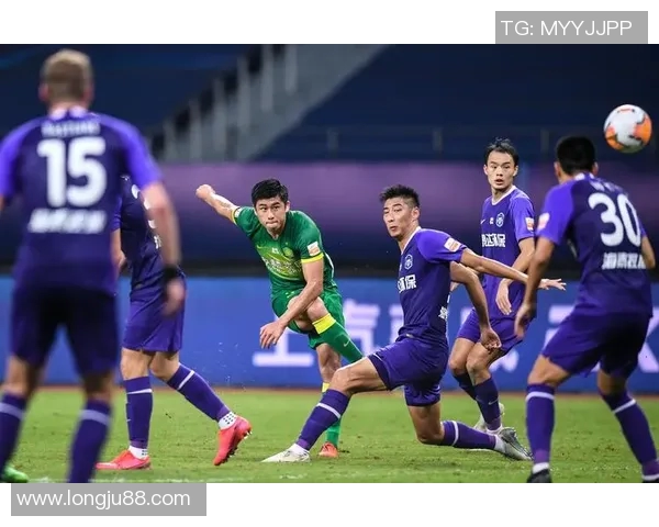 天津泰达迎战北京中赫争夺中超积分榜关键战役的精彩对决