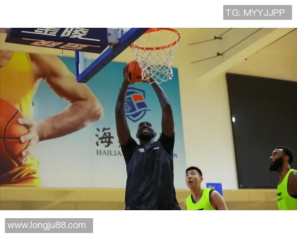 山东男篮与新疆队全运会激战回顾球员表现与战术分析全景呈现