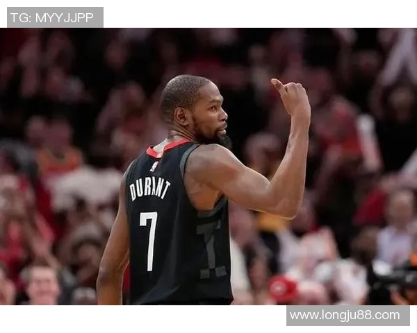 杜兰特与纳什的传奇对决：篮球场上的巅峰对抗与友谊的交织