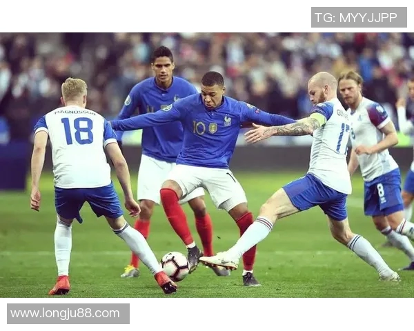 2006年世界杯经典对决意大利与德国点球大战的传奇时刻回顾 2006年世界杯经典对决意大利与德国点球大战的传奇时刻回顾