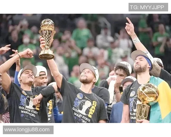 2017年NBA季后赛勇士与骑士的巅峰对决与传奇时刻回顾 2017年NBA季后赛勇士与骑士的巅峰对决与传奇时刻回顾