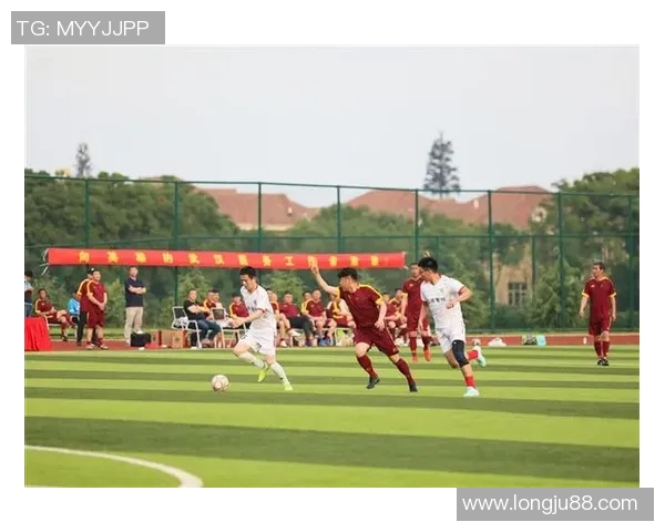 武汉网球队包夹战术创新探索与实践分析 武汉网球队包夹战术创新探索与实践分析