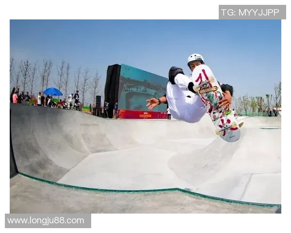 重庆滑板队创造历史新高速度排名引发全国关注与热议